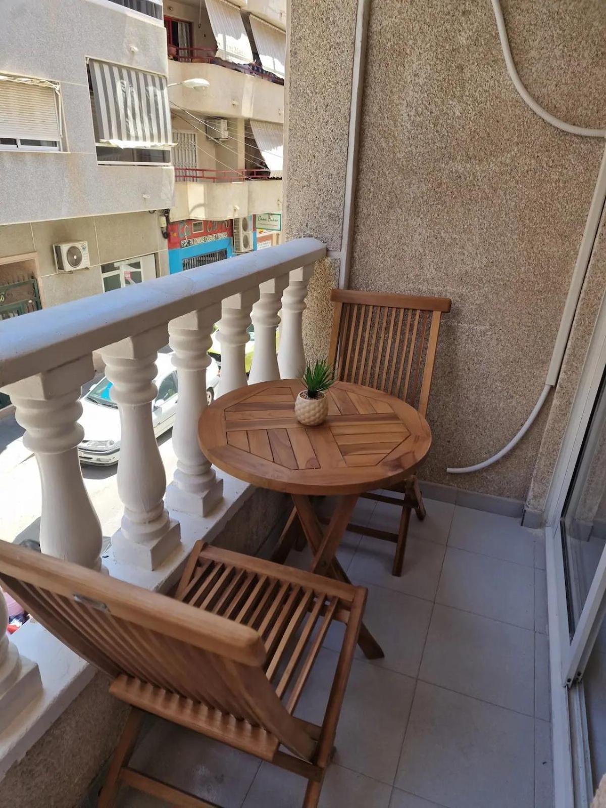 Almudena Apartments Torrevieja Exterior photo